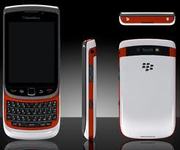 BlackBerry Torch now in white